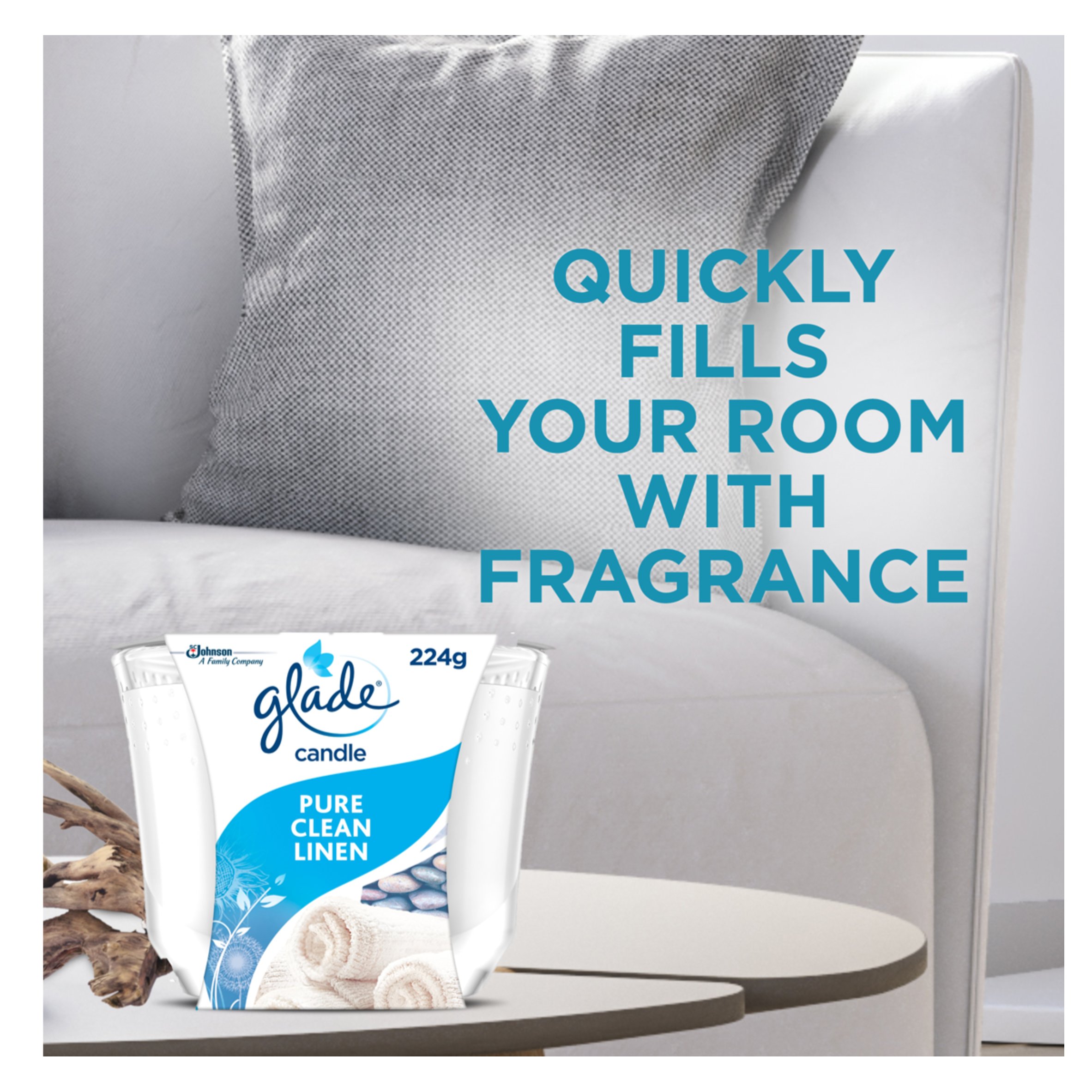 Glade candle 224g large candle Nordic Crisp Pine